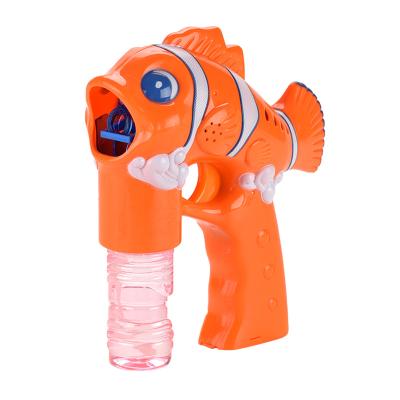 China ABS Small Ant Made in China High Quality Outdoor Resistance Large Clown Fish Bubble Gun for sale