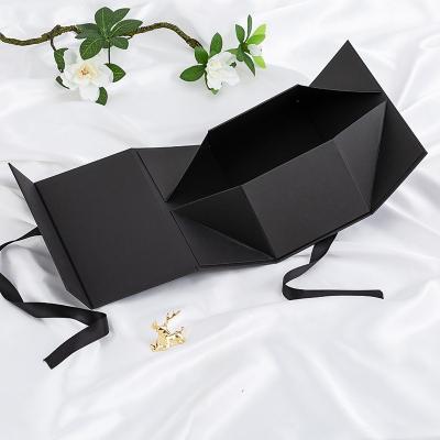 China Handmade Custom Luxury Paper Collapsible Magnetic Folding Gift Box, Large Gift Box with Lid, Folding Gift Box with Magnetic Closure for sale