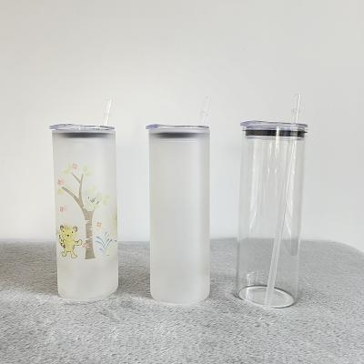 China WITH LID US Warehouse 25oz Slide Lid Blank Sublimation Clear Frosted Slim Lean Glass Tumbler For Dye Sublimation Heat Press for sale