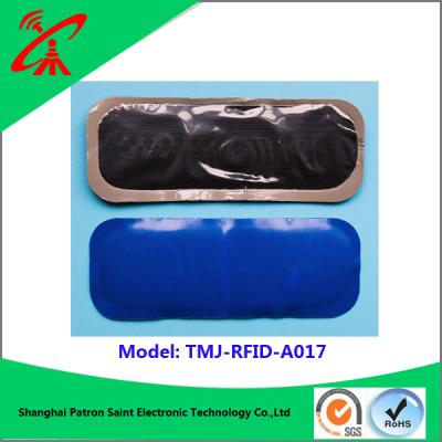 China Antenna Material Silicone Blue Rfid Smart Label For Garments UHF 860 - 960 MHz for sale