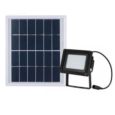 China Garden Parking Area 200w Led Solar Powered Flood Lights 40W 60W 100W for sale