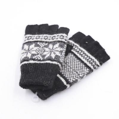 China Latest Version Adults Warm Flexible Hand Protection Anti Frostbite Winter Warm Mittens for sale