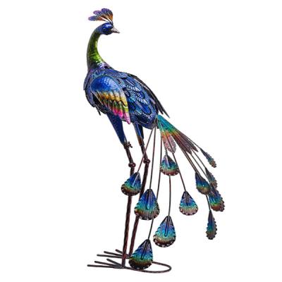 China Large Casual Outdoor Metal Peacock Sculpture Standing Garden Ornaments for sale