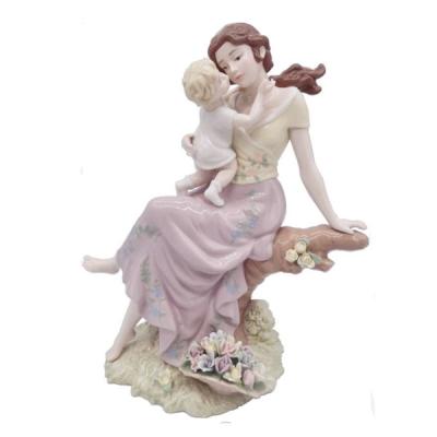 China Hand-painted high-temperature ceramic crafts from Europe and pinched figurines European style for sale