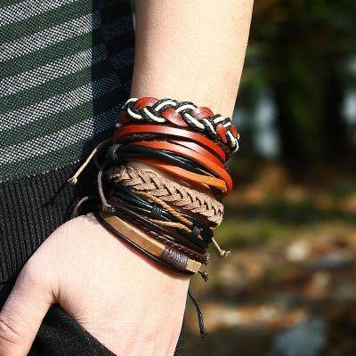 China New Accessories Leather Girls' Fashion Bracelet Designer's Leather Bracelet for sale