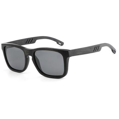 China Fashion Sunglasses Unique Design Sunglass Dark Black Bamboo Frame Polarized UV Sunglasses For Women Men for sale