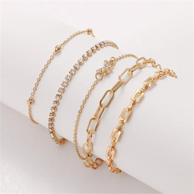 China Delicate Crystal Butterfly Tennis Bracelet For Women Gold Pearl Paper Clip Vintage Multilayer Bracelet Jewelry for sale