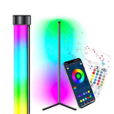 China Modern Post Modern Tripod Standing Led Corner Floor Lamps For Living Room RGB Smart Luxury Floor Lamp for sale