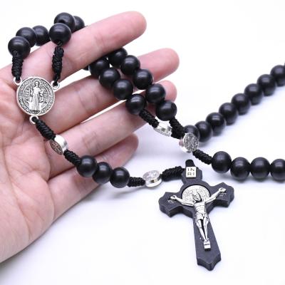 China Handmade Wooden Prayer Beads Jewelry Rosary Beads Maria Cross Crucifix Catholic Rosary Necklace Christ Prayer Beads Religious Jewelry for sale