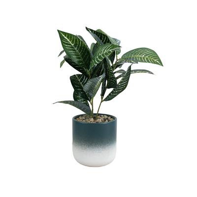 China Durable Home Garden Decor Faux Plants Outdoor Plant Fake Flower Pot Artificial Green Bonsai Plant for sale