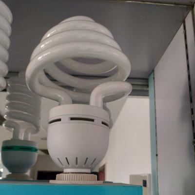 China Indoor Use (5-20W Bulb Home Umbrella Mushroom CFL Energy Saving Lamp for sale