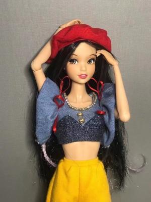 China Fashionable Custom Vinyl Doll 14 Inch wear resistant For Birthday Gift for sale