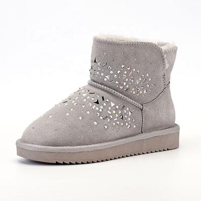 China Bling Diamond Sprinkle Fur Sheep Wool Short Waterproof Shoes Fashion Trend Winter Rain Snow Boots Boots For Fashion Ladies for sale