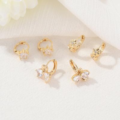 China FASHIONABLE High Quality 14K Gold Plated Circle Clover Leaf Flower Stud Earrings Korean Women for sale