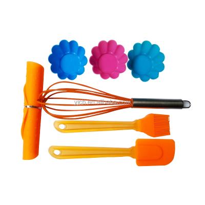 China Professional 7pcs Disposable Varied Colorful Cupcake Cake Baking Tool Kit for sale