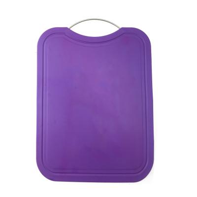 China Disposable plastic cutting board with thin metal handle chopper for sale