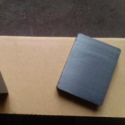 China Industrial Magnet Large Square Ferrite Magnet 150 x 100 x 25 mm Sintered Ceramic Ferrite Y30 for sale