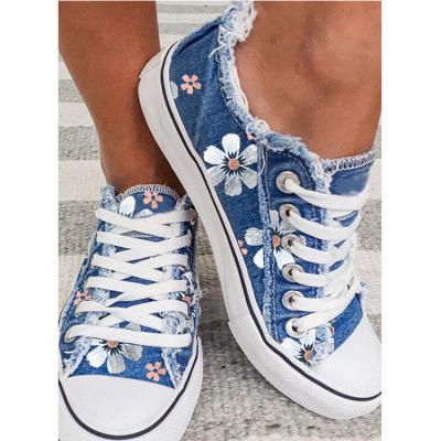 China Light Weight Custom Your Own Low Top Design Pattern Light Blue Floral Women Canvas Shoes Casual Lace Up Sneakers Leisure Shoes for sale