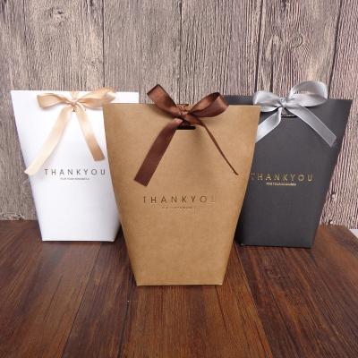 China Recyclable Personalized SWEETS Paper Wedding Favor Bags Rustic Paper Bags for sale