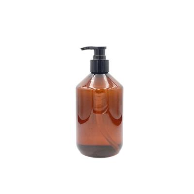 China Skin Revitalizer New Design Pet Shampoo Develop Pet Shampoo Bottles 600ml With Shake for sale