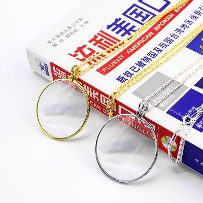 China Exquisite Metal Frame 5X Necklace Style Gold Monocle Wearing Magnifier for sale