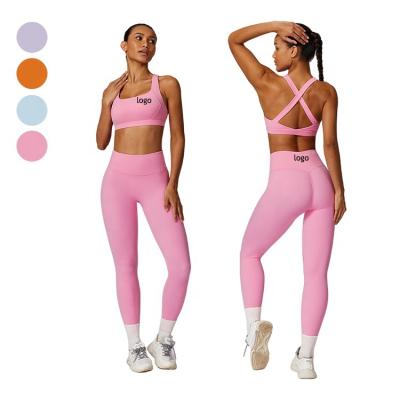 China QUICK DRY 2024 Newest Seamless Yoga Set for Women 2-Piece Bra Legging Workout Suit Casual Solid Pattern Training Apparel Activewear for sale