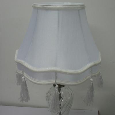 Cina Tonalità di lampada liberale di Victoria Lamp Shade Creme Scallop Bell del punto rovescio in vendita