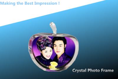 China 3D LASER ENGRAVING/crystal photo frame/acrylic photo frame/PHOTO FRAME/APPLE ACRYLIC FRAME à venda