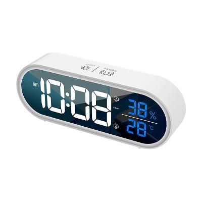 China Large Radio Bedroom Display LED Smart Night Light Digital Alarm Clock With Indoor Temperature for sale