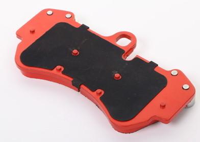 China Front Or Rear Brake Lining und Bremsbelag keramisches Rohstoff Soem anboten zu verkaufen