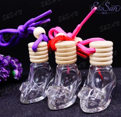 China FM1587-7ML Wholesale PERFUME Wooden Cap With Rope Clear Glass Car Perfume Empty Bottle Diffuse Hanging Hot Stock for sale