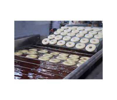 China Espessura da placa 3 mm Máquina de produção de donuts 3000 pcs/h com cinturão 3 mm recipiente 3 mm à venda