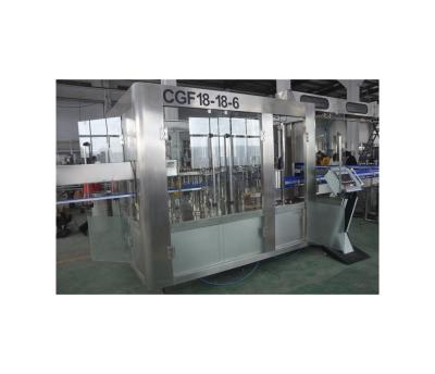 China Water Bottle Filling Machine for Pure Water Production 200-2000ml Bottle Volume for sale