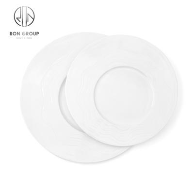 China Customer Sustainable Design Round White Porcelain Buffet Dish 10 Inch Ceramic White Dinner Plates for sale