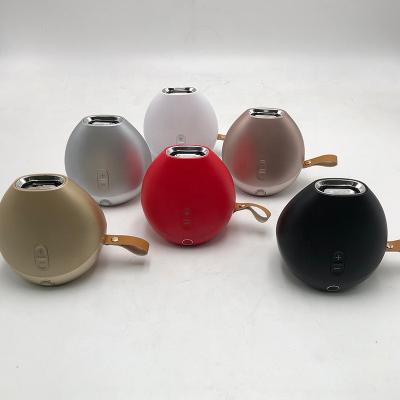 China Innovative Hit Wireless Electronic Instruments Walkman Outdoor BT Wireless Speaker for sale