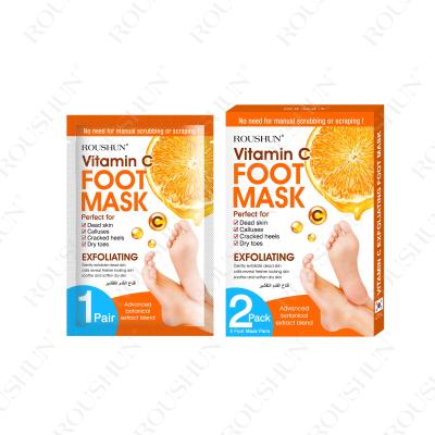 China ROUSHUN 2Pack OEM Foot Peeling Mask Exfoliating Treatment Skin Callus Removal Feet Mask Bag Vitamin C Foot Mask for sale