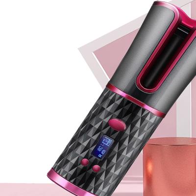 China Auto Hair Cut (60mins) 2020 New Wireless USB Charging Hot Curling Iron For Travel Self Use Automatic Hair Curler for sale