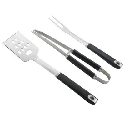 China Easily Cleaned 3 Piece Premium Quality 430 BBQ Set Stainless Steel With Nice Designed PP Handle for sale