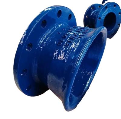 China Drainage/Sewage/Drinking Water Malleable Iron Flange Spindle Pipe Fittings With Magma Flange for sale