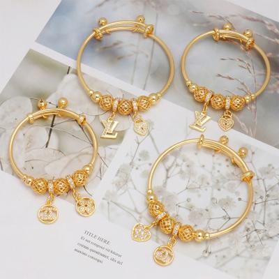 China Easy Men Valentine Fashion Jewelry Little Girl Bracelet Bangle Bracelet Women Bracelet for sale