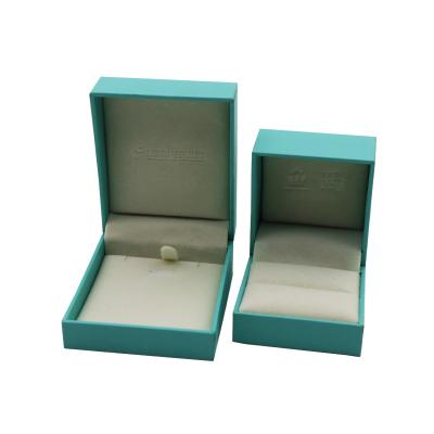 China New Materials ODM/OEM Jewelry Box Ring Necklace Bracelet Jewelry Packaging Recycled Paper Gift Box for sale