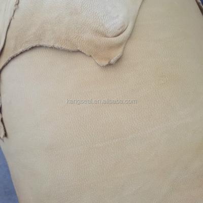 China Beige color sheep nappa, goat grain leather, sheep grain leather, lamb leather for shoes, garments, gloves etc for sale