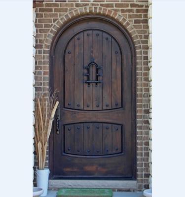 China Round Lid Traditional Walnut Door Villa Entrance Solid Wood Wooden Arch Door for sale