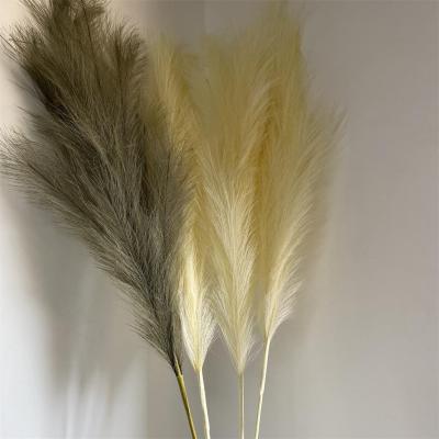 China Environment Friendly & Fashionable Tall Artificial Pampas Grass 110 cm Handmade Fluffy Pampas Grass For Wedding Decor Vase Decoration for sale