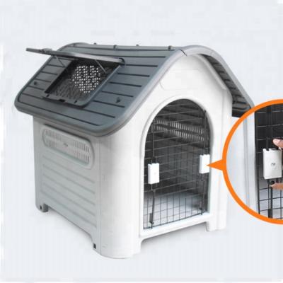 China Sustainable Dog Kennel House Roof Plastic Window With Metal Door for sale