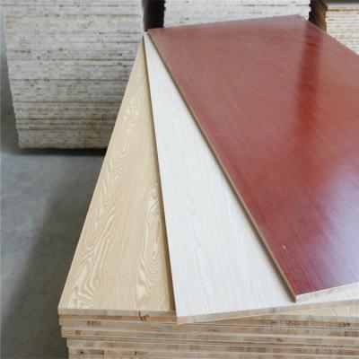 China Moisture Proof Block Board 1220mm*2440mm Block Board / Blockboard For Furniture And Wardrobe for sale