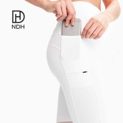 China Breathable Women Non-See Through Athletic Leggings With Pockets Made With Sustainable Fabric for sale