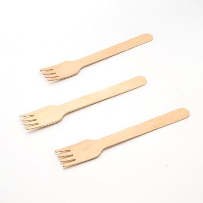 China Top Fashion Disposable Cutlery Set Wooden Spoon Fork For Food for sale