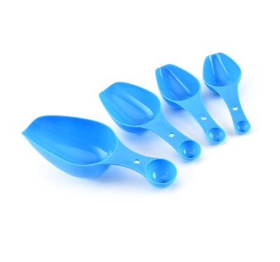 中国 Eco-friendly Good Quality Kitchen Tools Bar Tools 4 Size Plastic Ice Shovel Ice Scoop double end with measuring spoon 販売のため