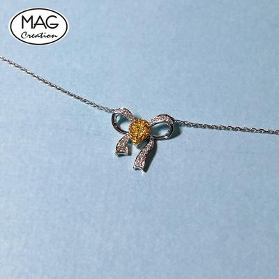 China Factory Wholesale Price 18K Natural Yellow Romantic Solid Gold Diamond Ribbon Charm Necklace for sale